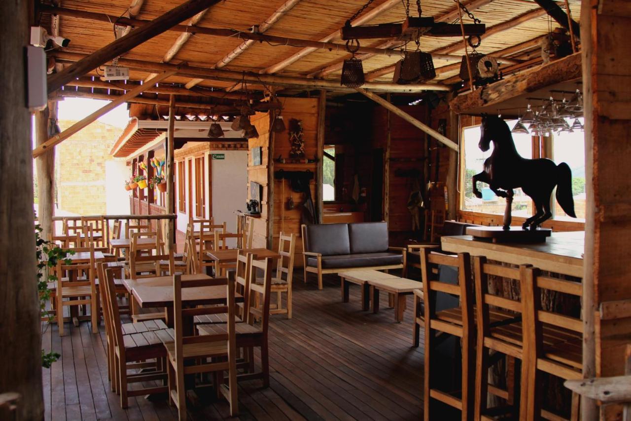 Hotel Villa Alegria Sáchica Buitenkant foto