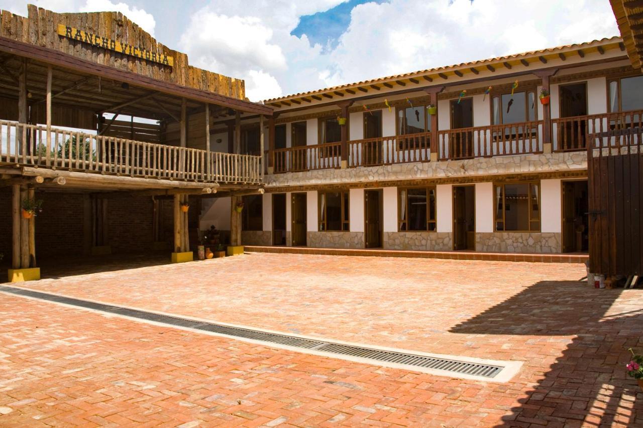 Hotel Villa Alegria Sáchica Buitenkant foto
